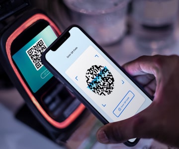 Smartphone shows cashless payment
